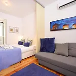Lxway Apartments Downtown